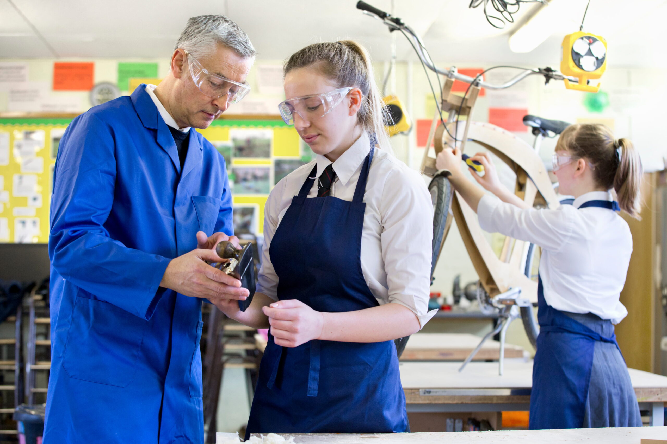 You are currently viewing Kto może być instruktorem praktycznej nauki zawodu?